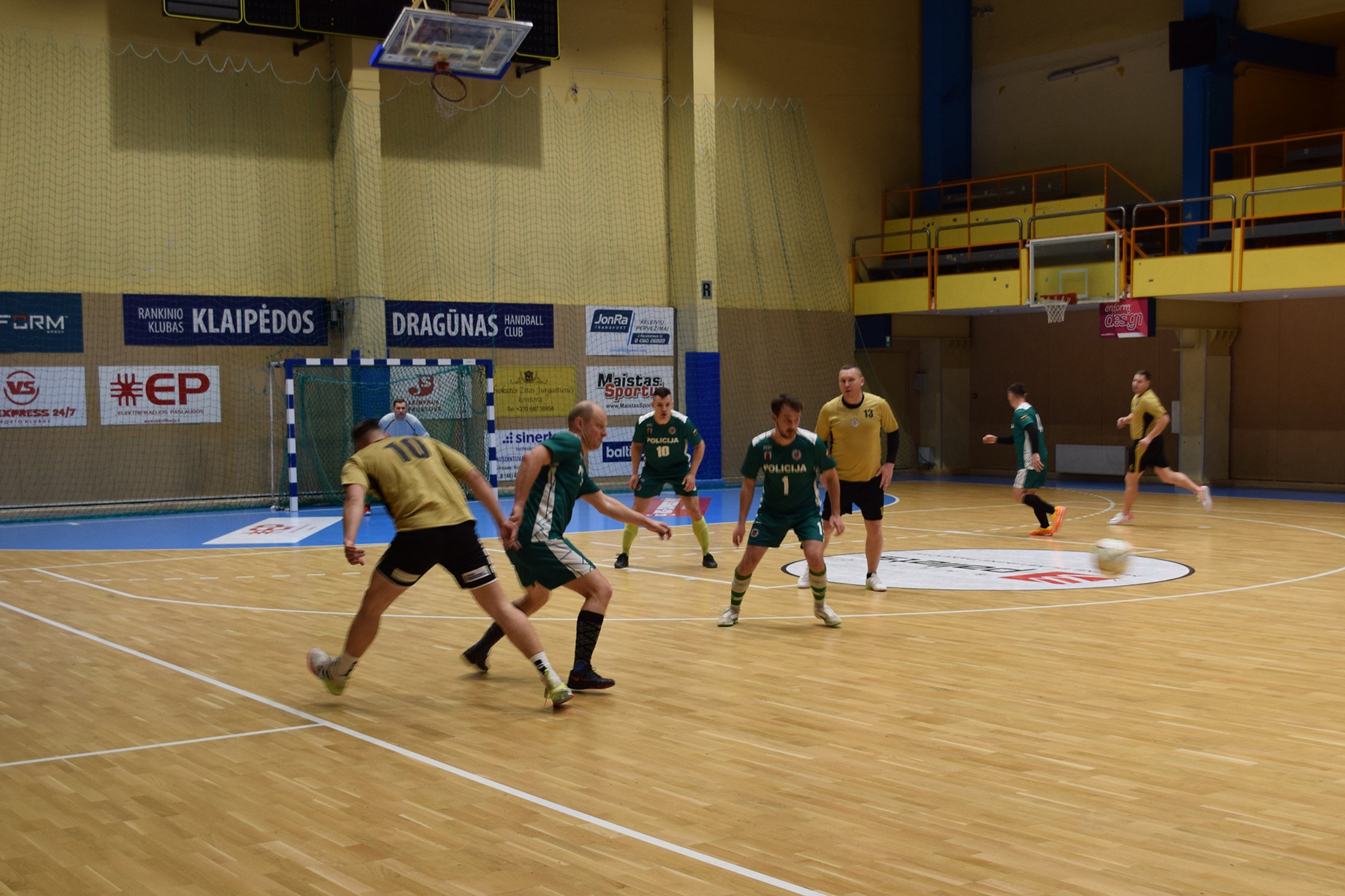 Salės futbolo varžybų nuotrauka